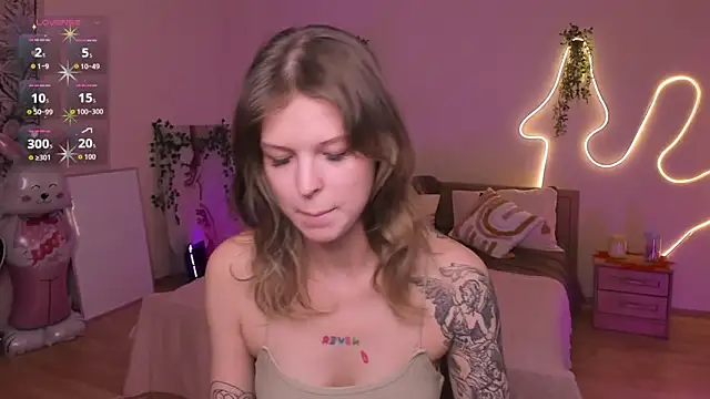 Lisa Blossom online show from July 29, 6:02 am