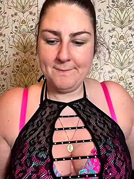 Snapshot of Lacey-BBW chatting on October 14, 10:01 pm Lacey-BBW online show from October 14, 10:01 pm