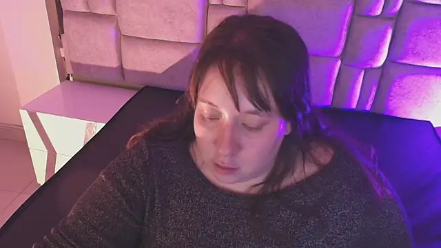  Emily rosee  online show from December 20, 12:20 pm