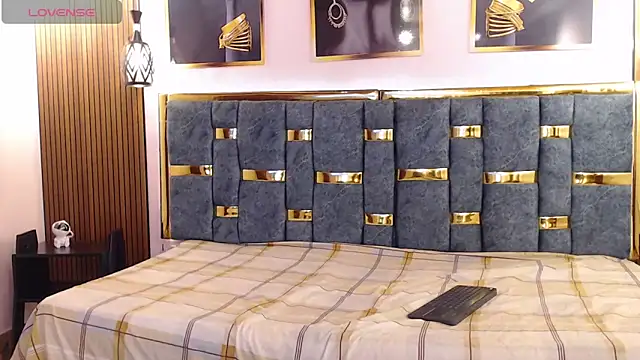 shantall 05 online show from April 15, 6:41 pm