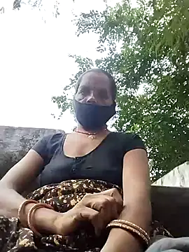 Sexi savita online show from September 17, 8:01 am