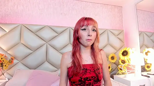 dafnne hall online show from November 26, 4:13 am