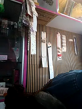 hotshreya69 online show from November 27, 7:55 am