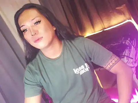 Hail ur Dominant online show from December 5, 1:05 am