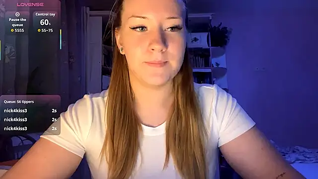 PandaFluff online show from October 2, 5:40 pm