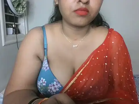 Snapshot of its_me_Rashmi chatting on October 10, 6:24 pm its me Rashmi online show from October 10, 6:24 pm