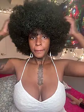MistiSavannah online show from June 6, 12:11 pm