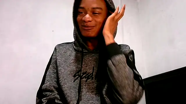 Snapshot of Noah_Miller7 chatting on October 10, 2:44 pm Noah Miller7 online show from October 10, 2:44 pm