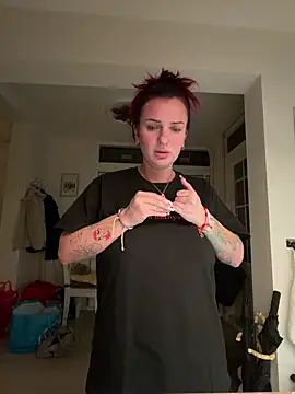 OliviaaFischer online show from April 4, 8:07 pm