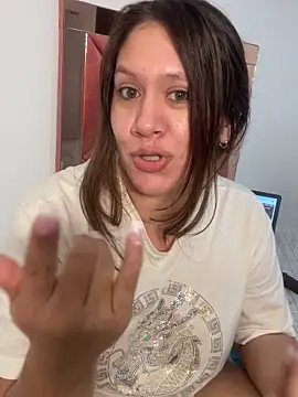 emma hot2006 online show from January 18, 11:23 pm