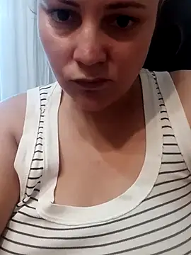 Cassandrina1 online show from October 7, 9:57 am