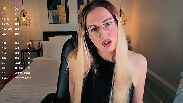 Lexi terele online show from October 10, 6:40 am