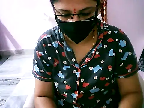 jannu6482 online show from October 4, 1:06 pm