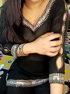 PRIYA 22 online show from April 17, 3:03 pm