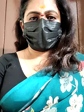 Snapshot of Sweetie_swetha37 chatting on September 16, 6:16 pm Sweetie swetha37 online show from September 16, 6:16 pm