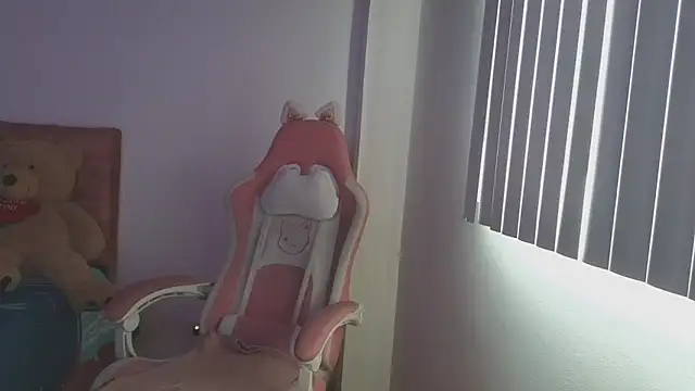 Crystal Star  online show from October 27, 1:17 pm