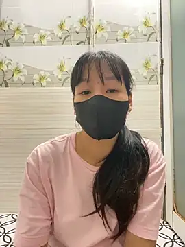 Meowwn online show from September 25, 6:17 pm