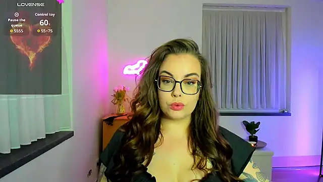 Miss Lucifer6 online show from February 7, 8:13 pm