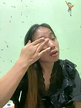 QueenLink online show from October 8, 4:44 pm