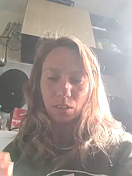 Eybrbrb online show from April 28, 5:11 am