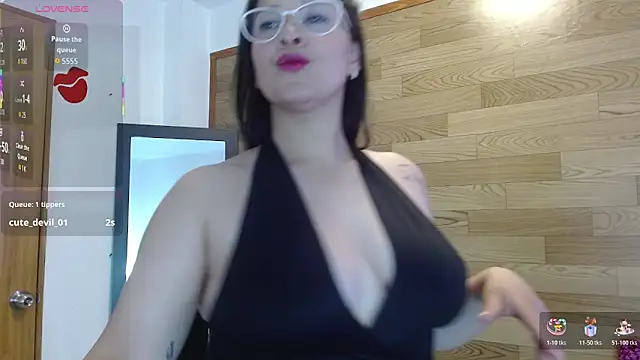 Alana steel 1 online show from April 14, 7:47 pm