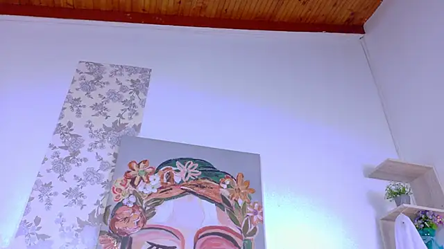 Snapshot of alexandra_crox chatting on October 18, 1:58 pm alexandra crox online show from October 18, 1:58 pm