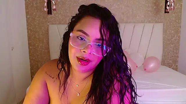 Snapshot of Amaranta_carey chatting on October 2, 1:54 am Amaranta carey online show from October 2, 1:54 am
