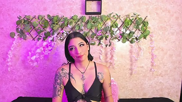 ImEmily444 online show from October 23, 3:34 am