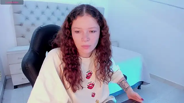 AphroditeSweet online show from October 29, 9:39 pm