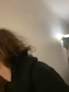 Chris06d22xh online show from December 16, 8:47 pm