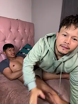 DADDYTTEDY1 online show from March 12, 2:36 am