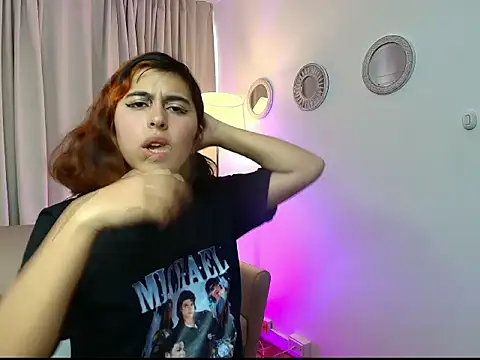 the virginqueen online show from July 28, 6:20 pm