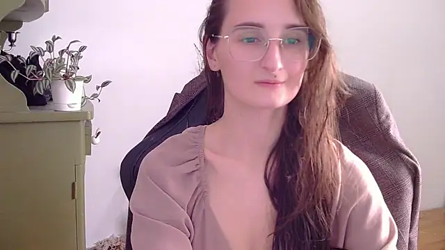 Snapshot of Nova_Mystic chatting on October 14, 1:25 pm Nova Mystic online show from October 14, 1:25 pm