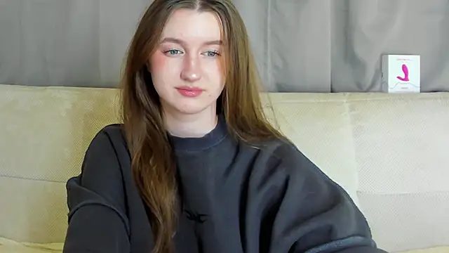 MissFoxy Ti online show from December 5, 1:16 am