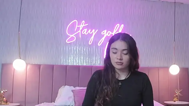 HANNA BASTIAN VC online show from November 5, 12:54 pm