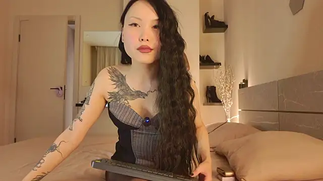 PurpleD1va online show from January 16, 1:40 pm