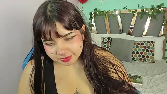 Zara Snow online show from February 19, 7:57 pm