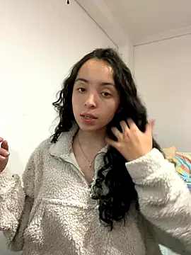 aliceclair  online show from October 12, 5:54 am