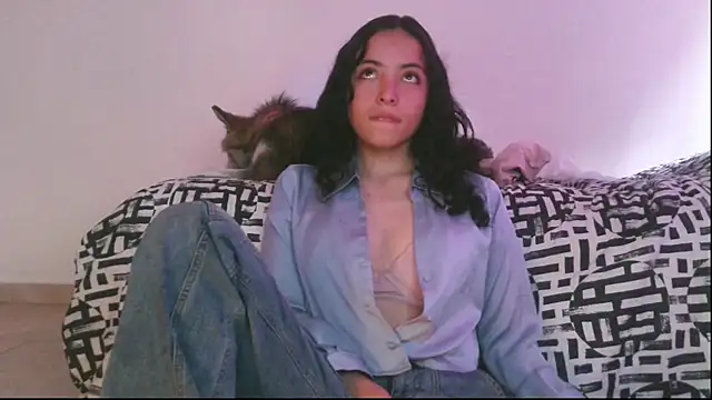 aliceclair  online show from October 26, 8:04 pm