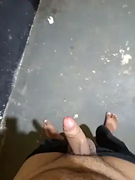 hendy692 online show from December 18, 4:50 am