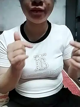 Snapshot of Mie_rose chatting on October 16, 8:39 am Mie rose online show from October 16, 8:39 am
