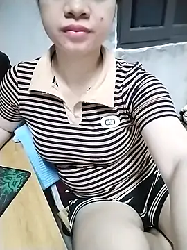 Snapshot of Mie_rose chatting on October 15, 8:28 am Mie rose online show from October 15, 8:28 am
