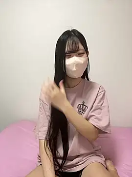 Snapshot of noa_uxu chatting on October 2, 2:05 am noa uxu online show from October 2, 2:05 am
