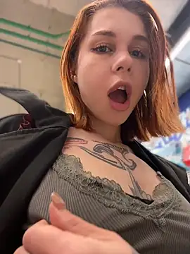 RosieSecret online show from April 10, 8:20 am