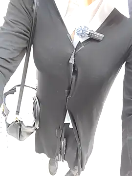 pink-mai online show from March 1, 12:32 am