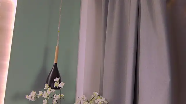 lexira1n online show from May 26, 2:22 am