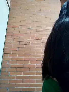 Goddesscut333 online show from October 29, 11:18 pm