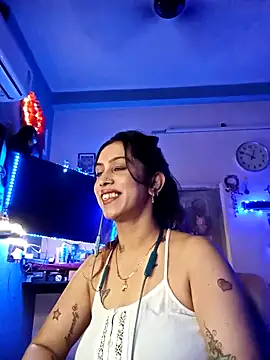 Love Beauty01 online show from February 27, 6:52 pm