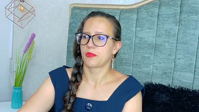 Snapshot of Saraa_Marrison_ chatting on September 13, 5:21 pm Saraa Marrison online show from September 13, 5:21 pm