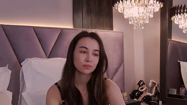 Snapshot of MiaMarlow chatting on October 7, 10:14 pm MiaMarlow online show from October 7, 10:14 pm